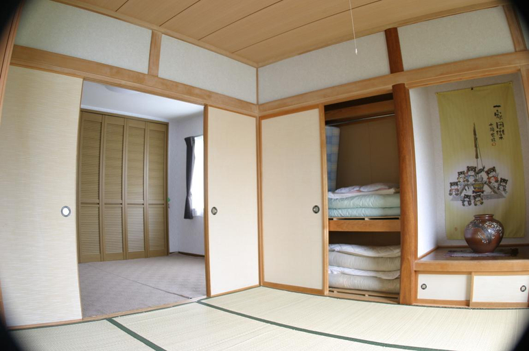 Bedroom 2, Furano Ueda House, Furano