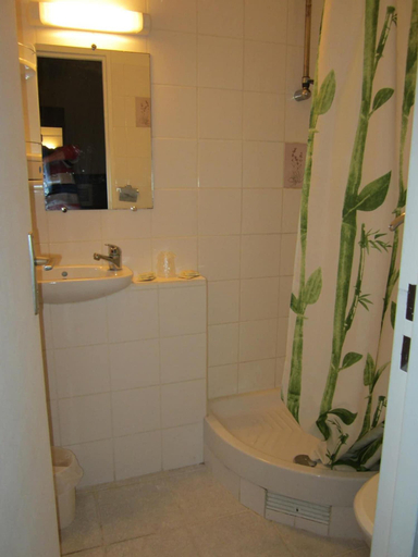 Bathroom, Hotel Cannes Mouans-Sartoux, Alpes-Maritimes