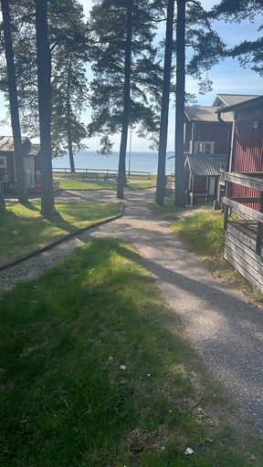 Others 5, Varamons vandrarhem, Motala
