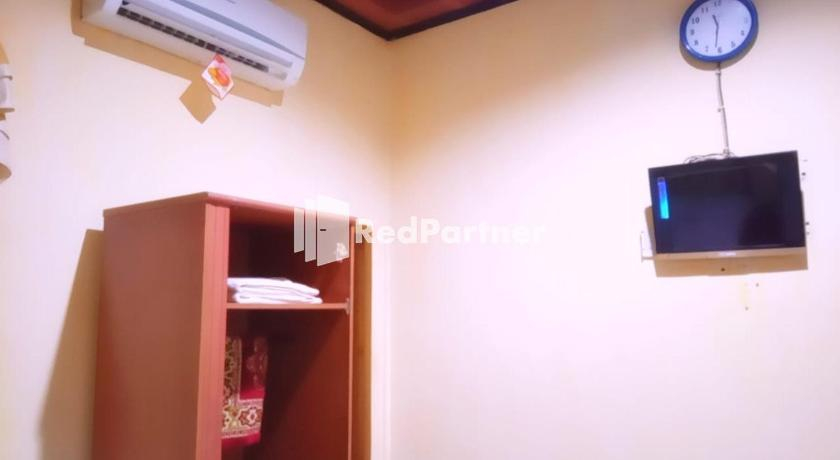 Bedroom 3, Hotel Srikandi Sinjai Syariah RedPartner, Sinjai