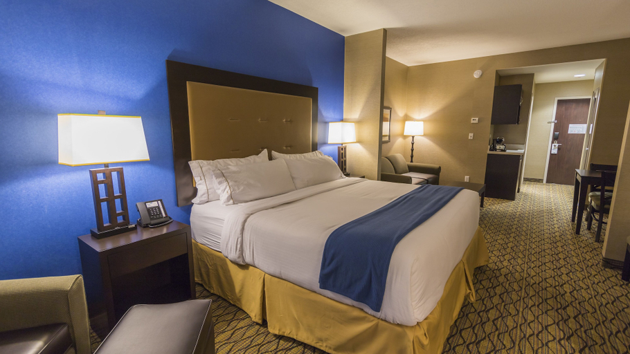 Bedroom 5, Holiday Inn Express & Suites THUNDER BAY by IHG, Thunder Bay