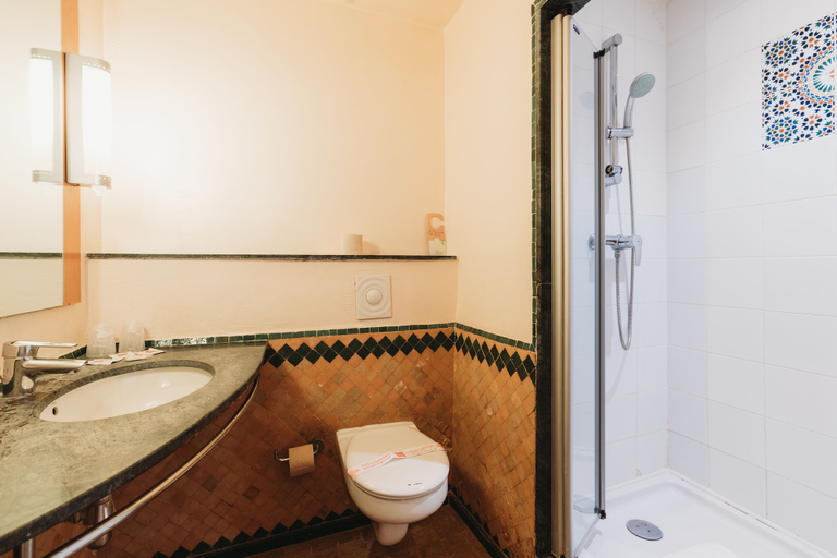 Bathroom 5, ibis Oujda, Oujda Angad