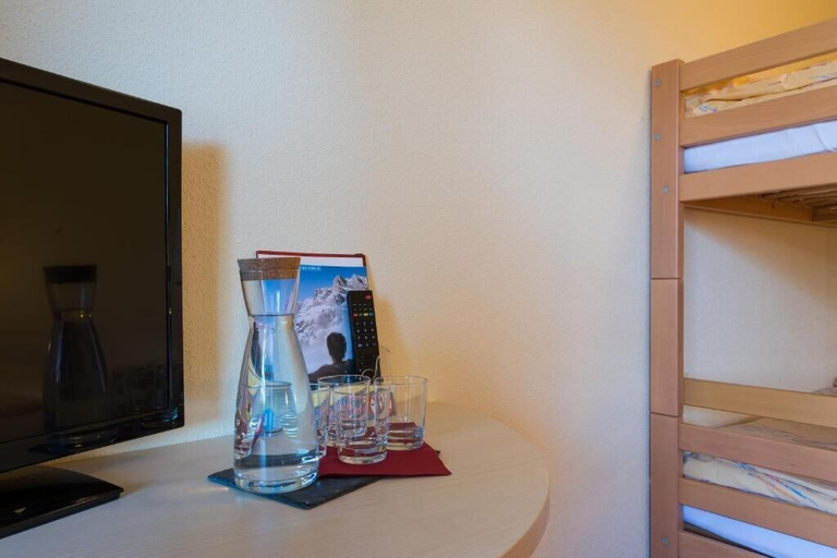 Bedroom 2, Hotel Alex, Leuk