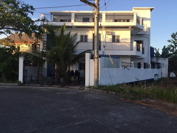Luxury 3 Bedroom & 2 Bathroom Apartment, Lapu-Lapu City