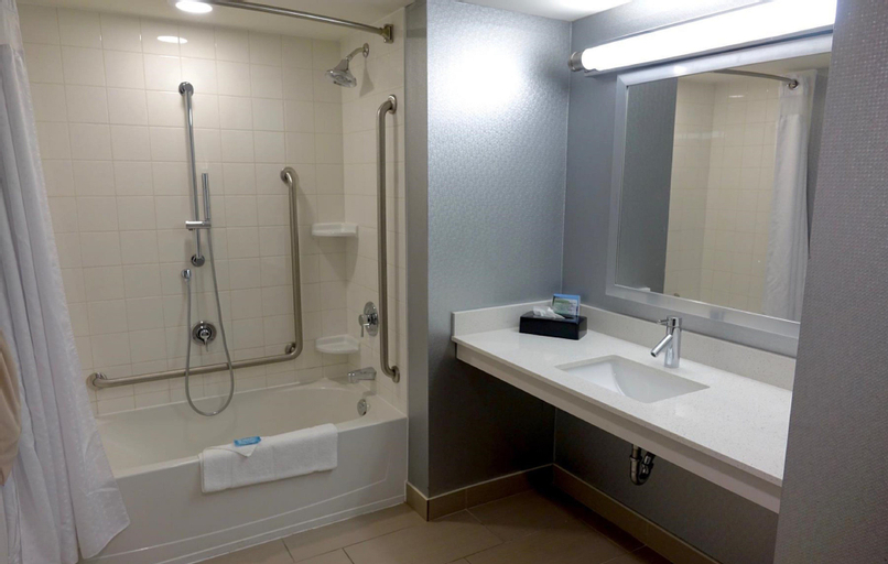 Bathroom 21