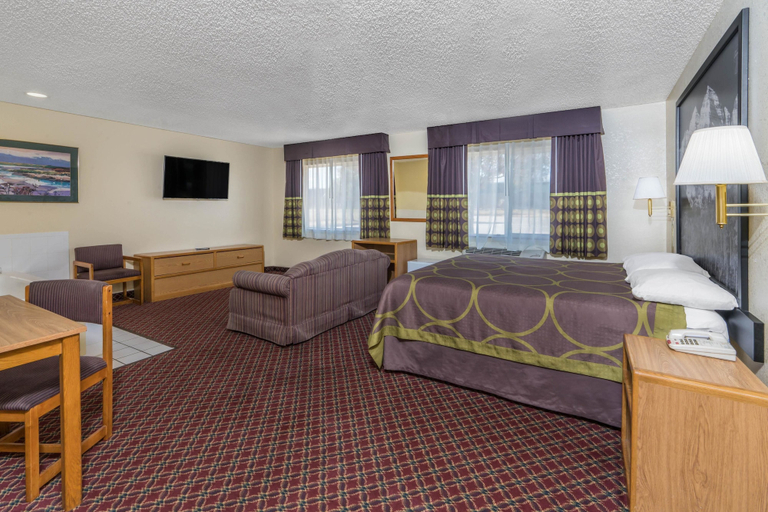 Bedroom 3, Super 8 by Wyndham Fountain, El Paso