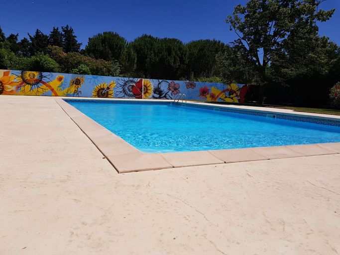 Sport & Beauty 4, Hotel Restaurant La Ferme, Vaucluse