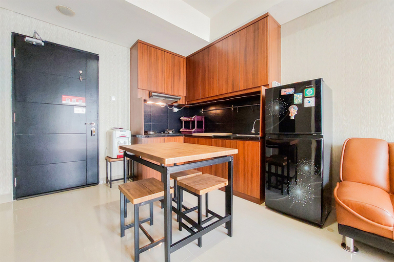 Others 4, Fancy and Nice 1BR at Paramount Skyline Apartment By Travelio, Tangerang