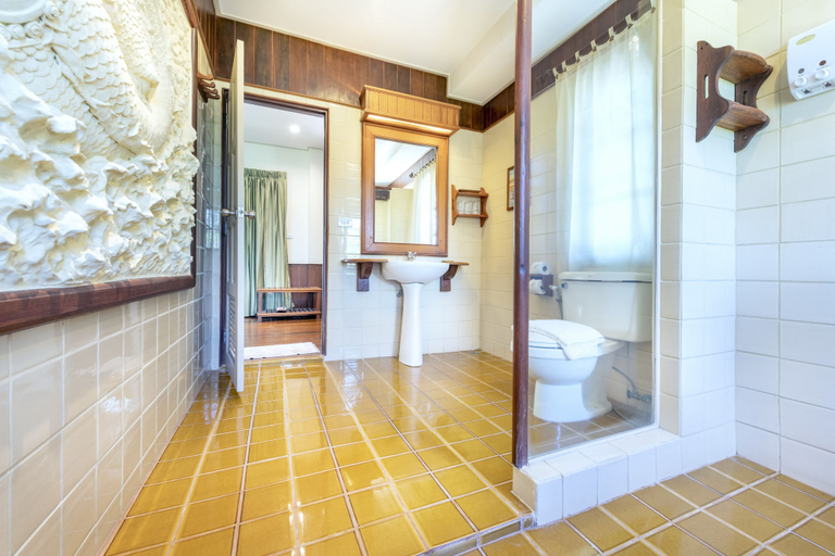 Bathroom 4, Vana Varin Resort Hua Hin, Hua Hin
