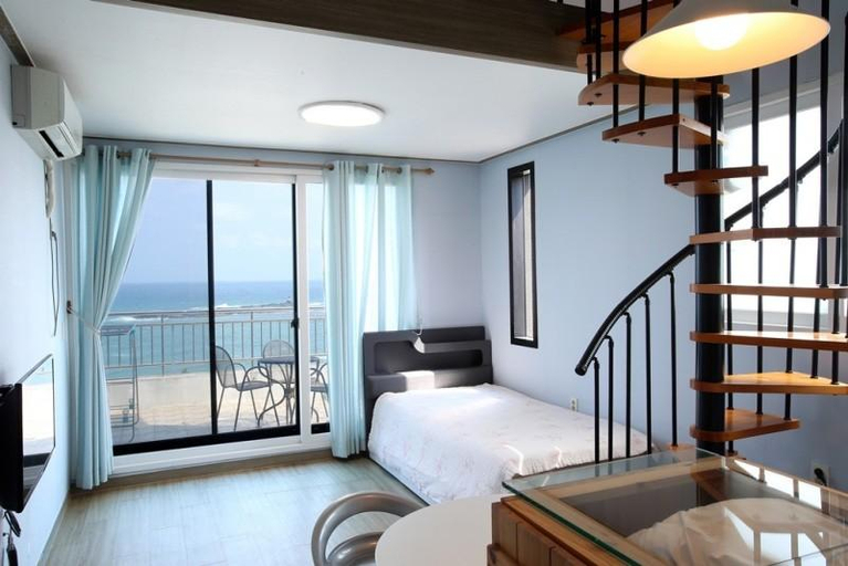Bedroom, Pohang Punggyeong Pension, Pohang