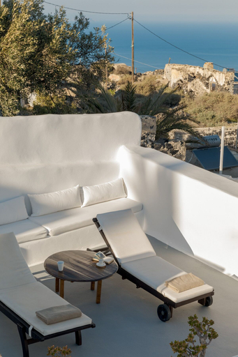 Others 5, Crown Of Fira, South Aegean