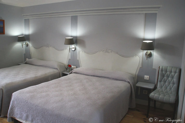 Bedroom 3, Hotel Majestic, Hautes-Pyrénées