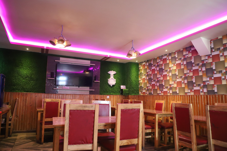Food & Drinks 5, Hotel Pathibhara, Mechi