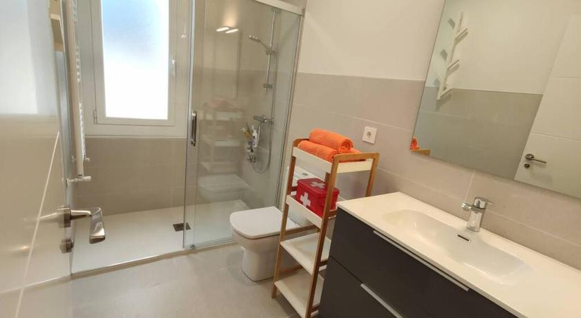 Acogedor, centrico y amplio apartamento! Pamplona Inn 1, Navarra