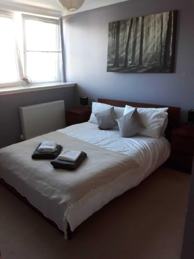 Bedroom 2, City Apartment with Rural Charm, Aberdeen
