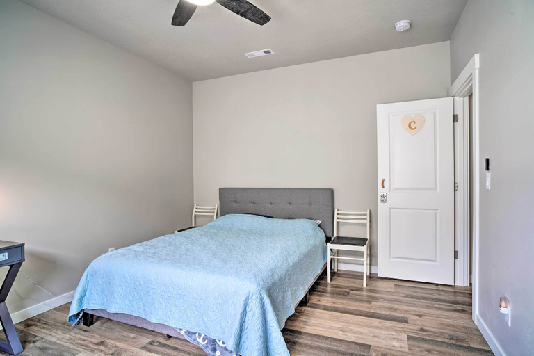 Others 3, Modern Medford Escape ~ 3 Mi to Downtown!, Jackson
