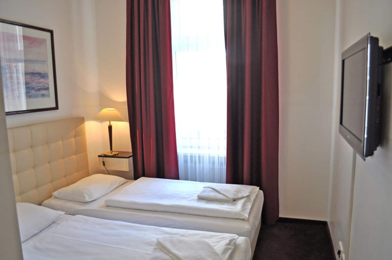 Bedroom 4, Hotel Prens Berlin, Berlin