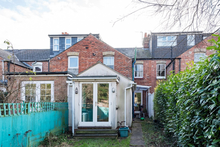 Exterior & Views, Lovely Terraced 2-bed House Near Hinksey Park, Oxfordshire
