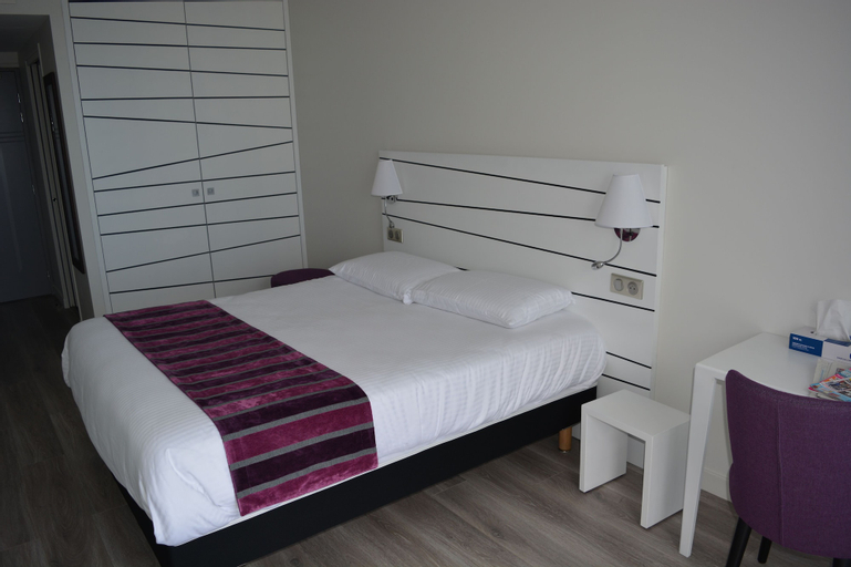Bedroom 9