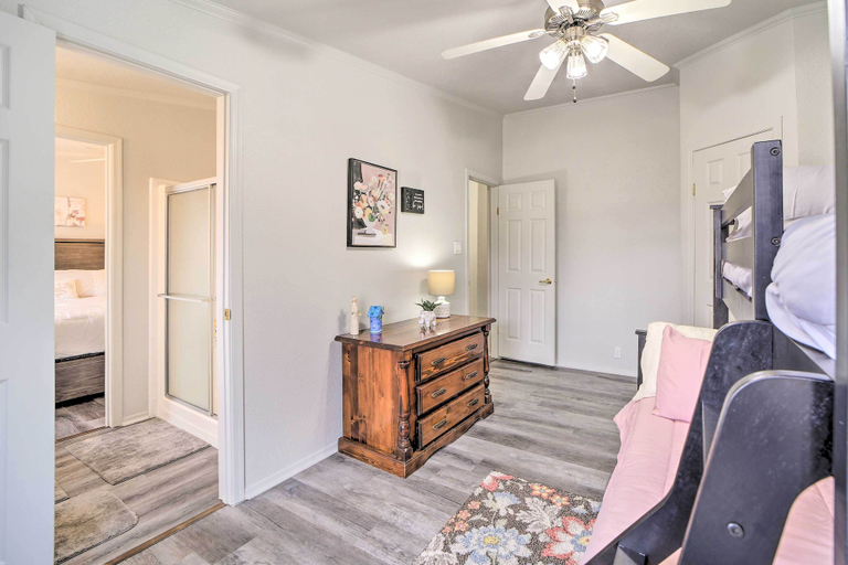Bedroom 3, Eufaula Escape w/ Deck - Steps to Lake!, McIntosh