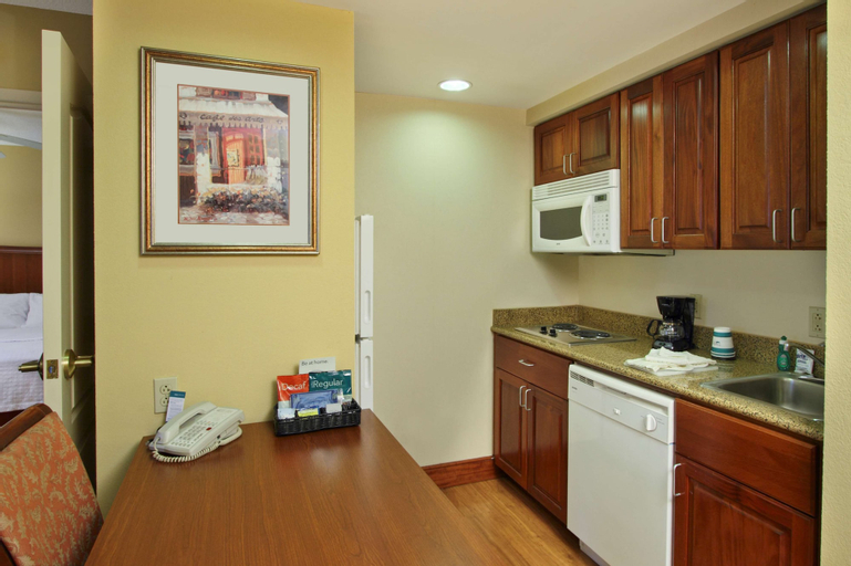 Dining Room 1