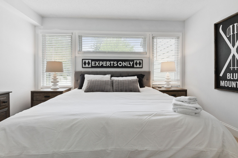 Bedroom 2, Chateau Ridge Chalets, Grey