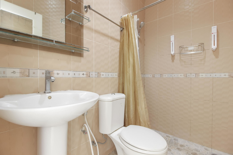 Bathroom 6