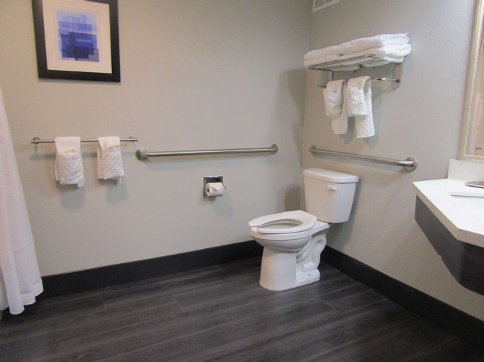 Bathroom 3