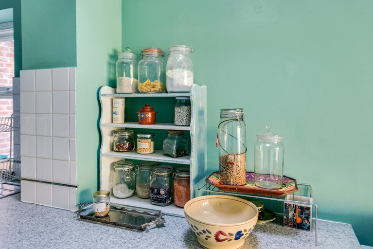 Food & Drinks, Lovely Terraced 2-bed House Near Hinksey Park, Oxfordshire