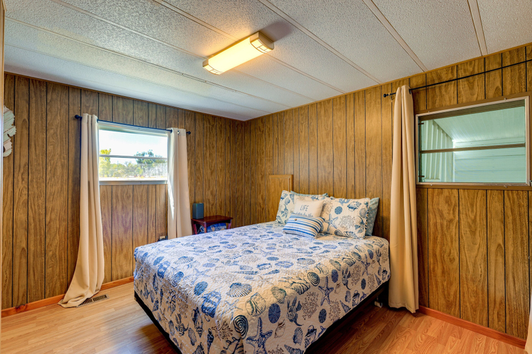 Bedroom 3, Steinhatchee Home w/ Grill & Screened-in Porch, Dixie