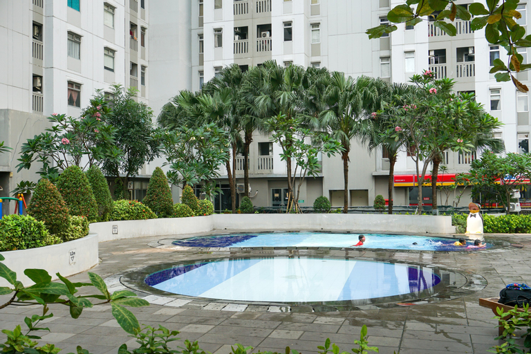 comfort-and-tidy-2br-at-green-bay-pluit-apartment-near-mall-by-travelio