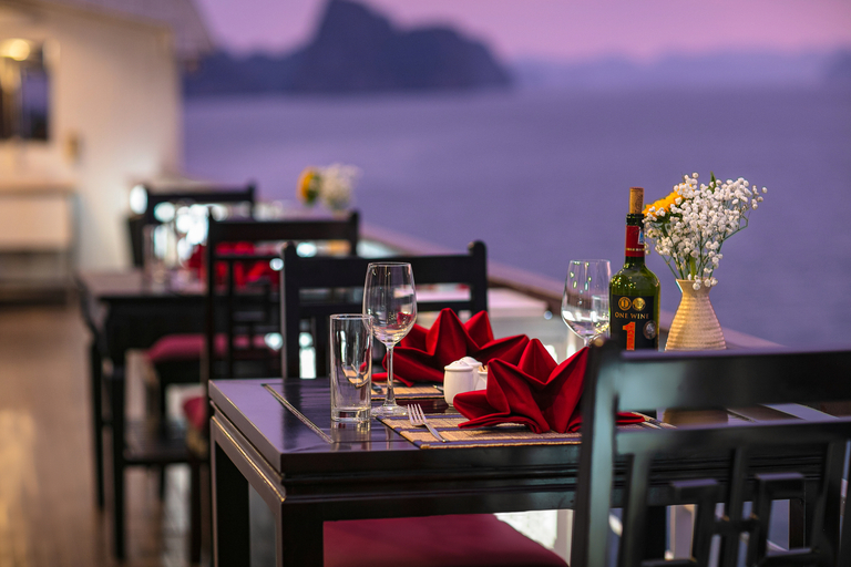 Food & Drinks 4, La Regina Classic Cruise, Hạ Long