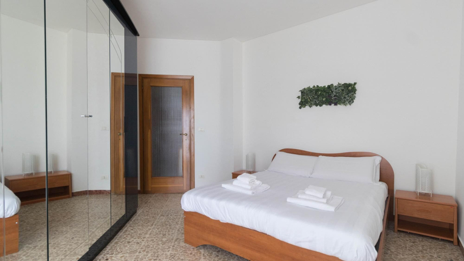 Bedroom 4, Sant Erasmo 3 - 23, Imperia
