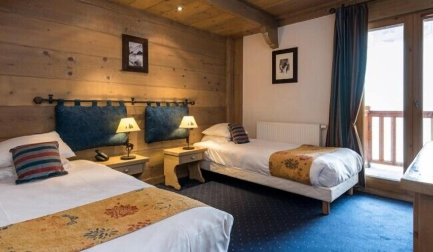 Bedroom 3, Chalet Hotel L'Ecrin, Savoie