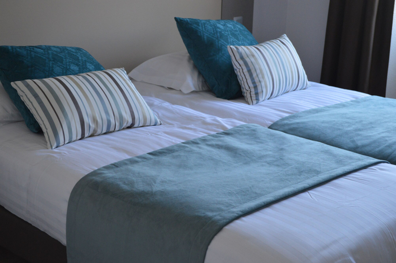 Bedroom 4, Hôtel du Parc, Jura