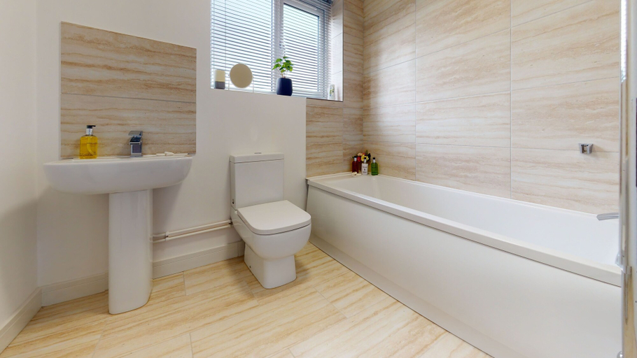 Bathroom 3, Green View Lodge, Peterborough