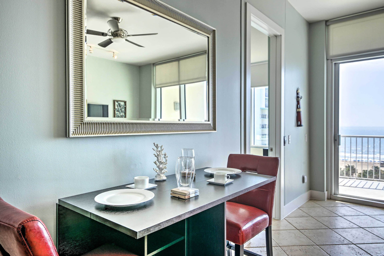 Bathroom, South Padre Island Retreat w/ Beach Access!, Cameron