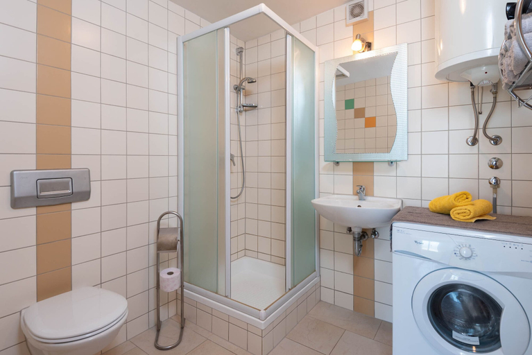 Bathroom 5, Apartmani Grozdi, Orebić