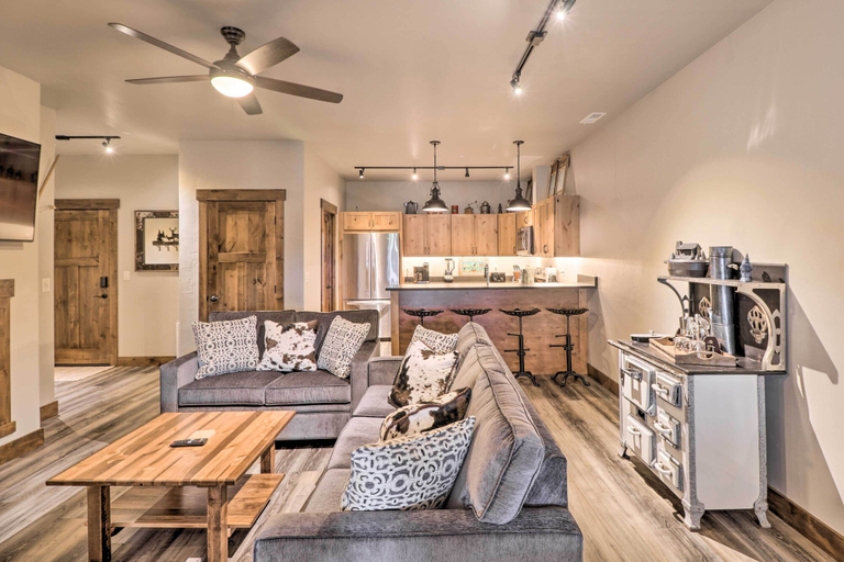 Others 5, Cozy Columbia Falls Condo with Private Balcony!, Flathead
