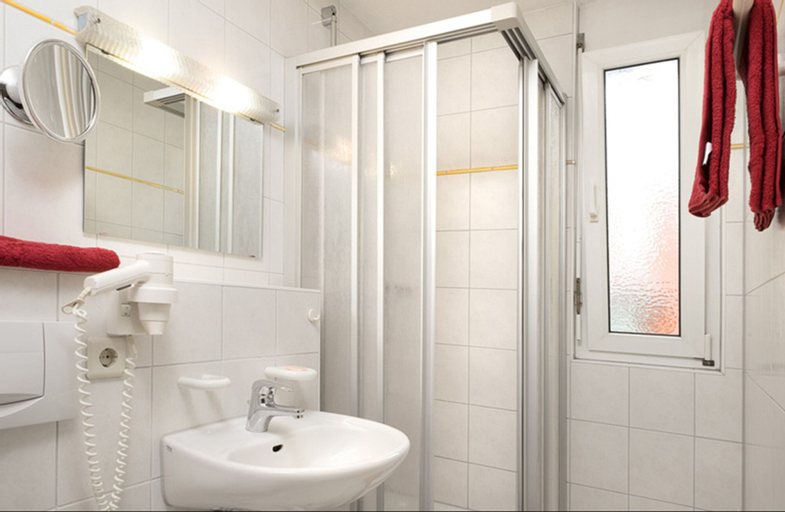 Bathroom 3