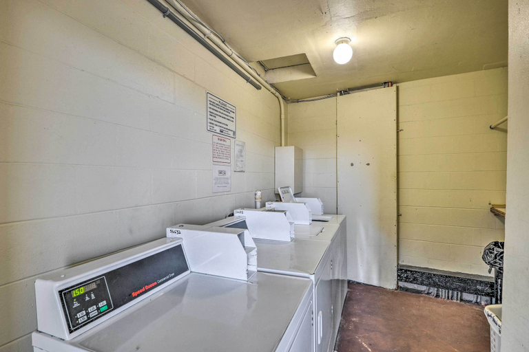 Bathroom 4, Beachfront Studio w/ Community Indoor Pool!, Volusia