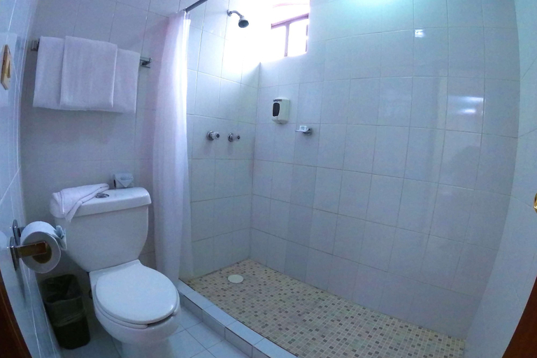 Bathroom 4, Best Western Hotel Madan, Centro