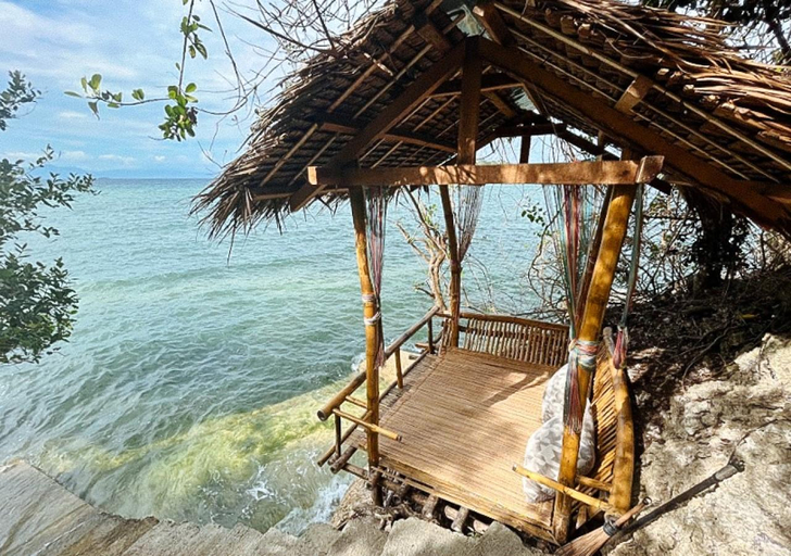 Others 3, House of Nature Badian, Badian