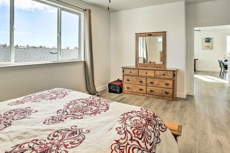 Bedroom 3, Stunning Getaway < 1 Mi to Grover Beach!, San Luis Obispo
