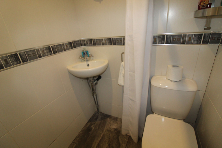 Bathroom 2, Depedale House, Derbyshire