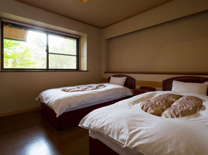 Bedroom 13
