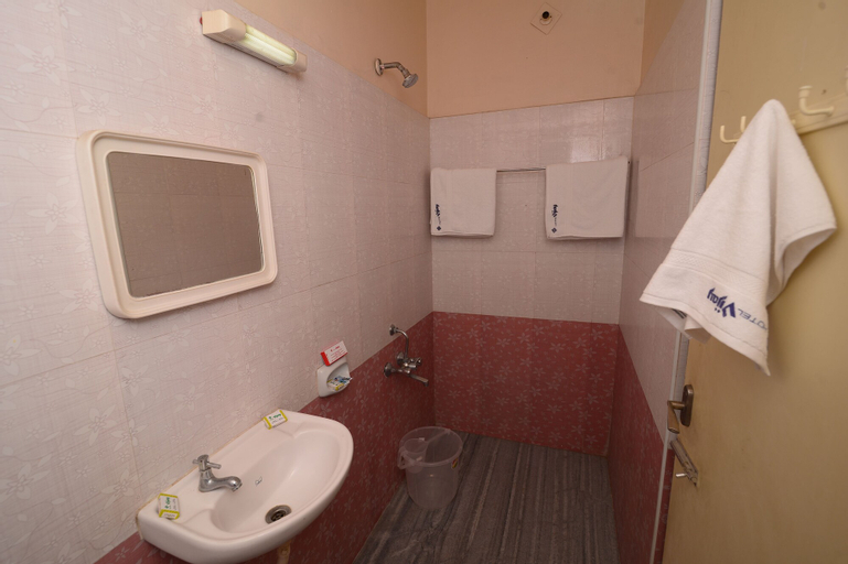 Bathroom 3
