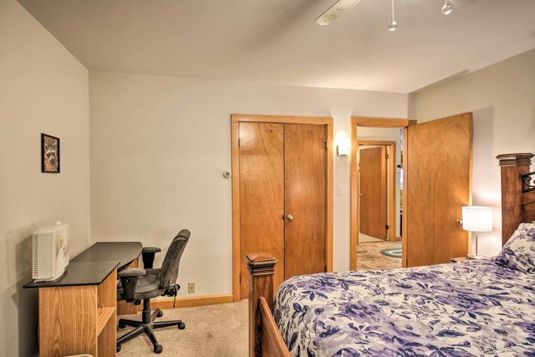 Bedroom 3, Cozy Home w/ ATV Trail Access in Berlin!, Coos
