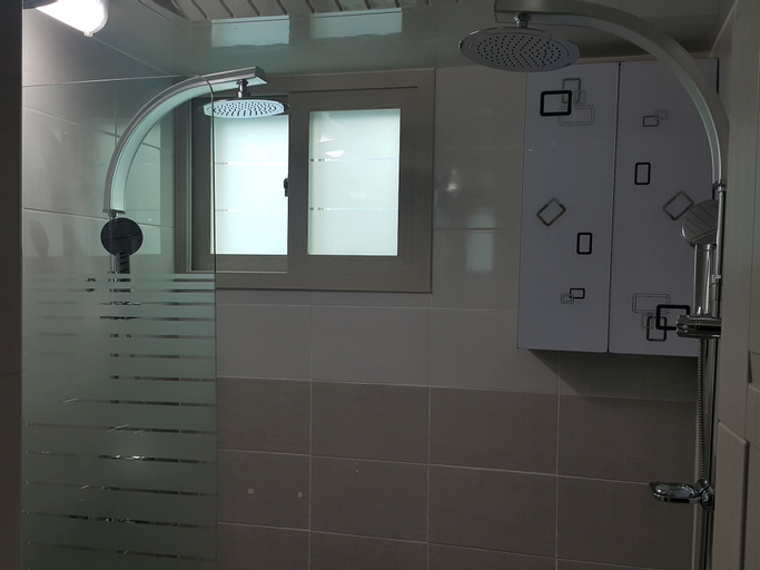 Bathroom 6