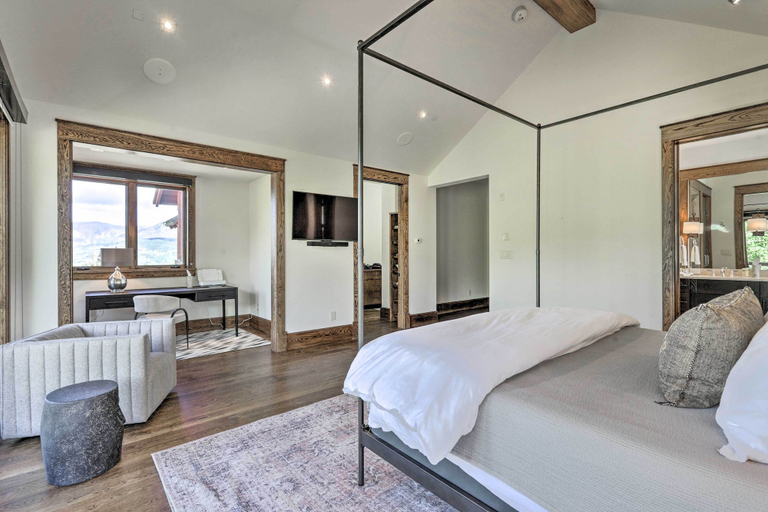 Bedroom 3, Luxurious Ski-in/ski-out Telluride Penthouse!, San Miguel